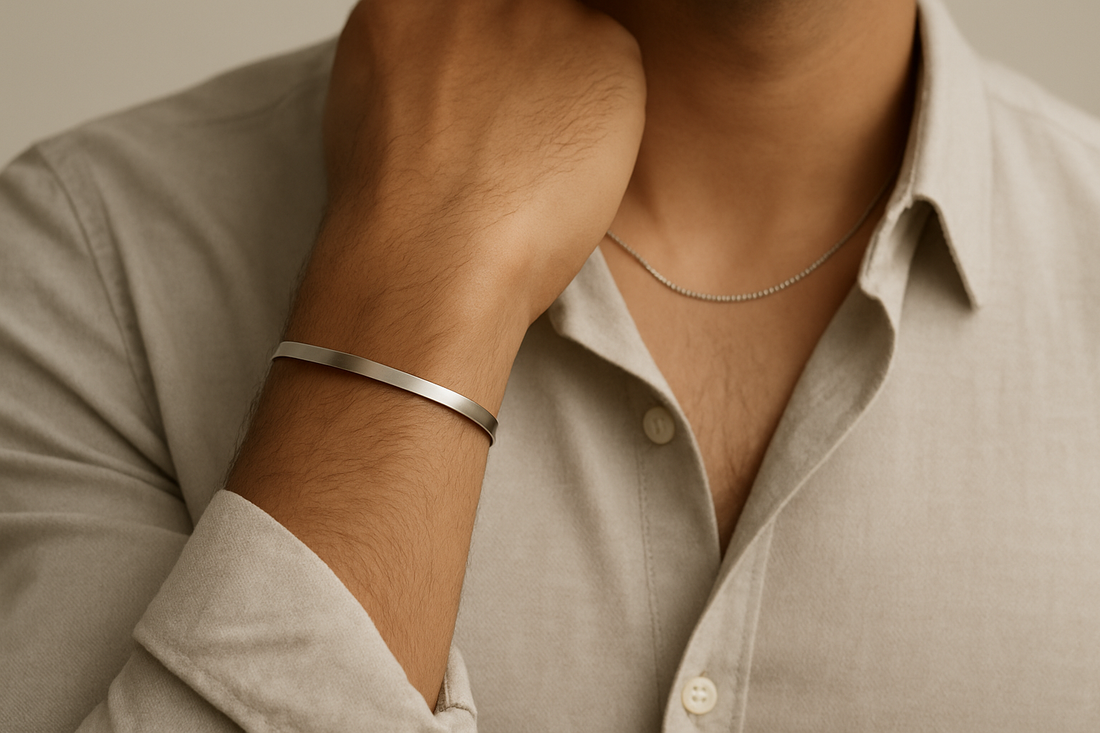 Men’s Minimalist Accessories: The Modern Indian Gentleman’s Style Upgrade